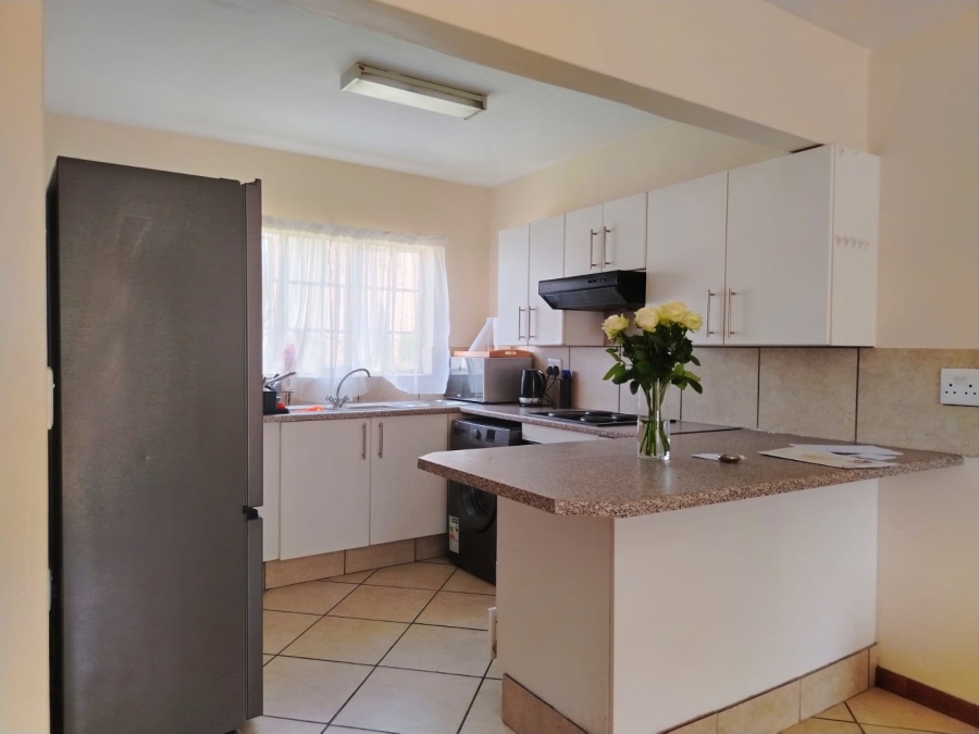 2 Bedroom Property for Sale in Sugar Bush Estate Gauteng