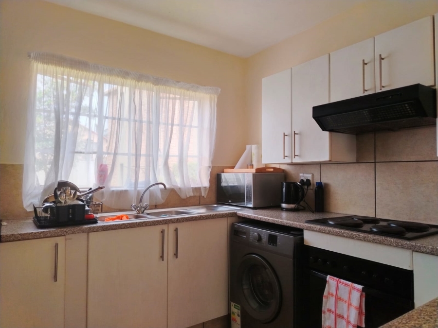 2 Bedroom Property for Sale in Sugar Bush Estate Gauteng