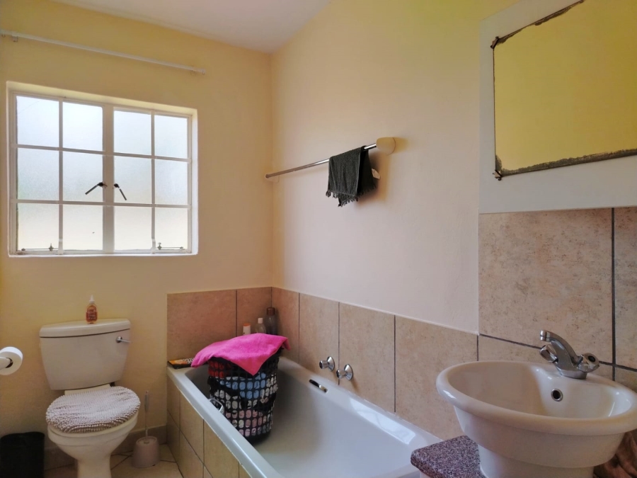 2 Bedroom Property for Sale in Sugar Bush Estate Gauteng