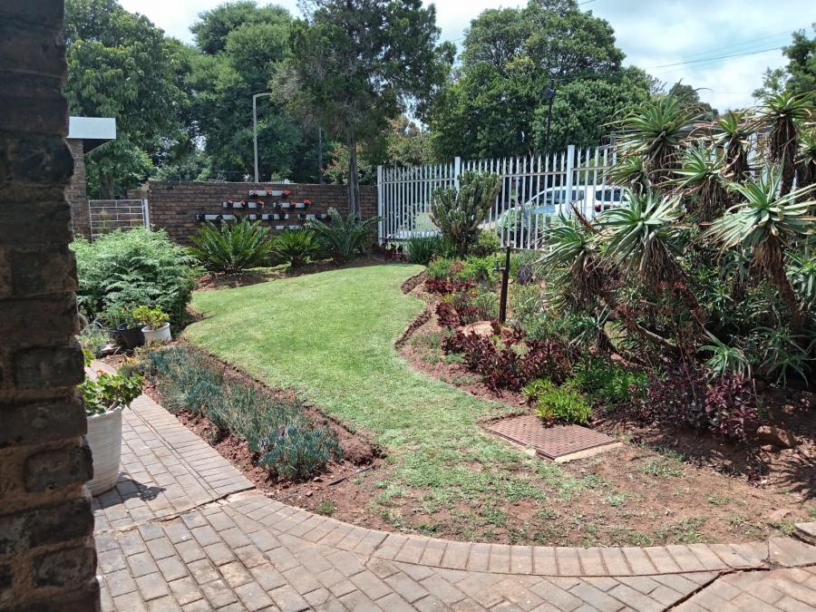 4 Bedroom Property for Sale in Rant En Dal Gauteng