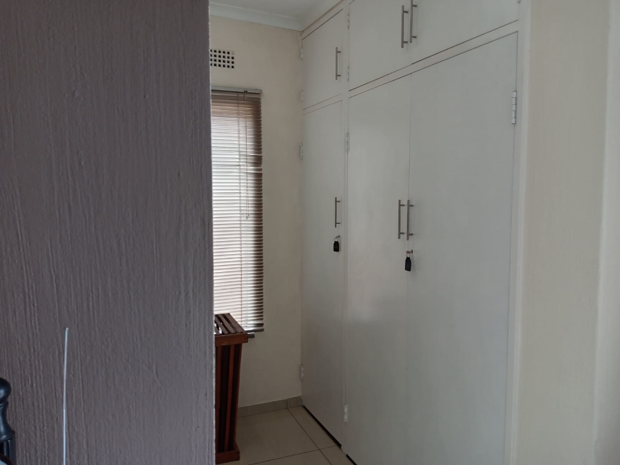 4 Bedroom Property for Sale in Rant En Dal Gauteng