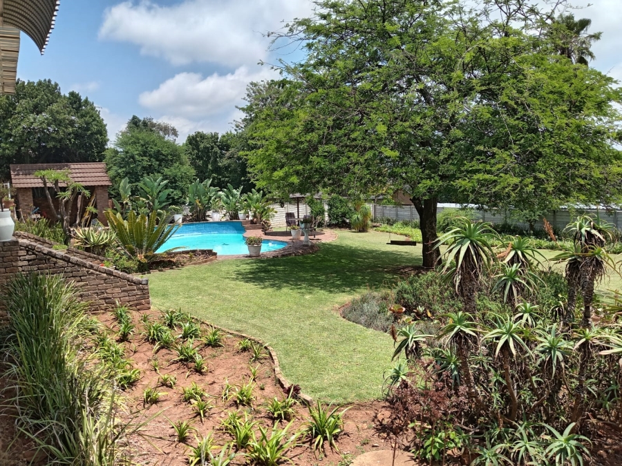 4 Bedroom Property for Sale in Rant En Dal Gauteng