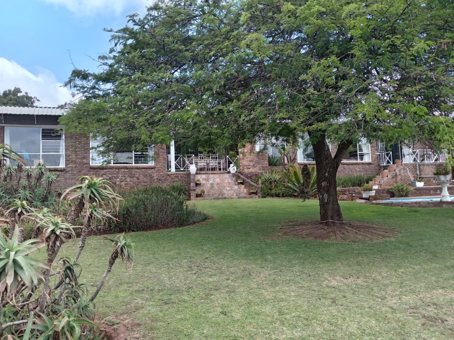 4 Bedroom Property for Sale in Rant En Dal Gauteng