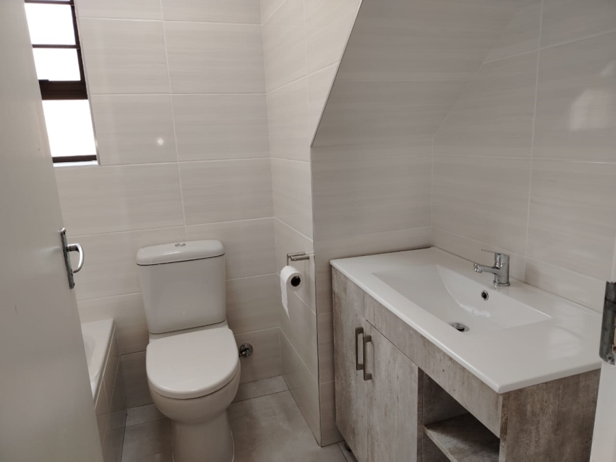 3 Bedroom Property for Sale in Noordheuwel Gauteng