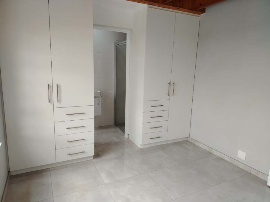 3 Bedroom Property for Sale in Noordheuwel Gauteng