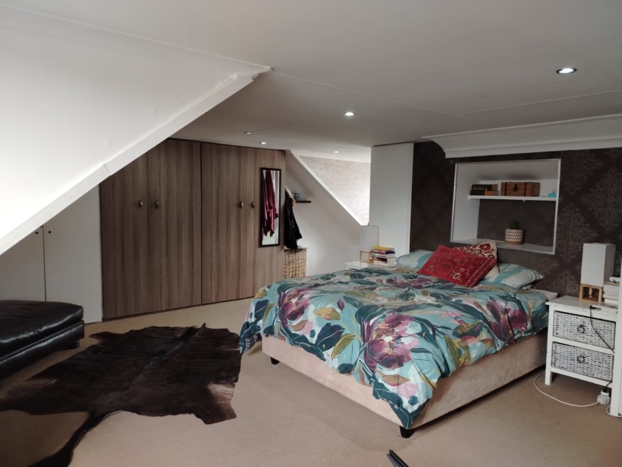 3 Bedroom Property for Sale in Noordheuwel Gauteng