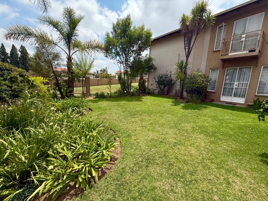 2 Bedroom Property for Sale in Radiokop Gauteng