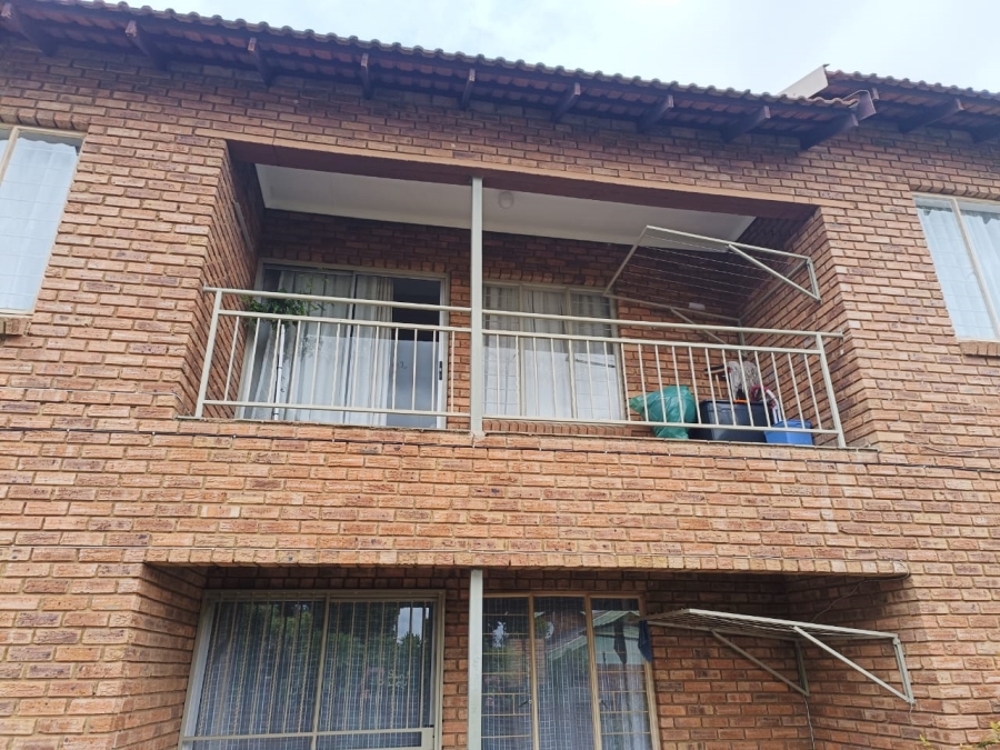 2 Bedroom Property for Sale in Wentworth Park Gauteng