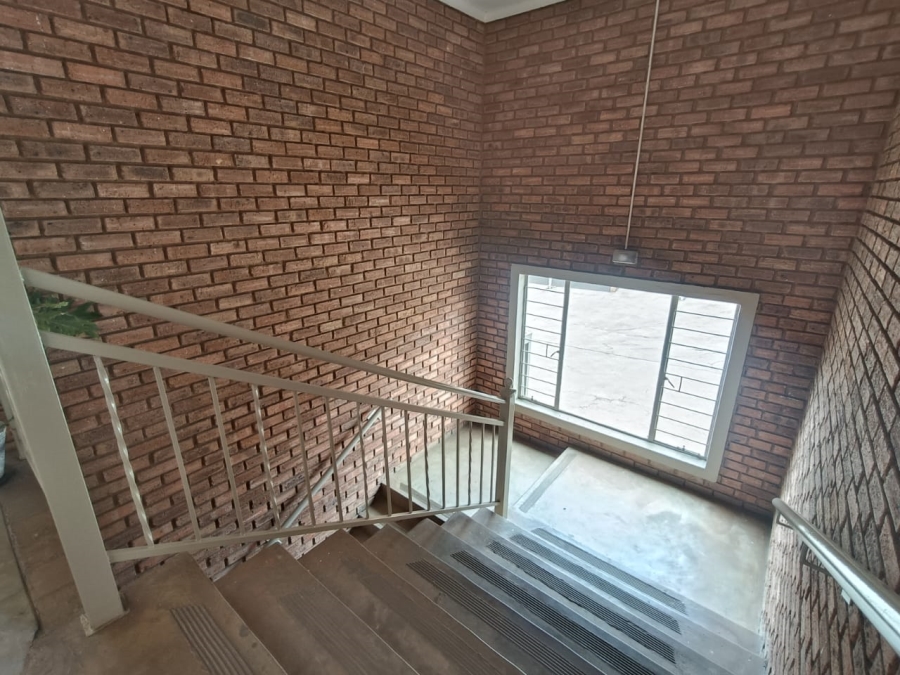 2 Bedroom Property for Sale in Wentworth Park Gauteng