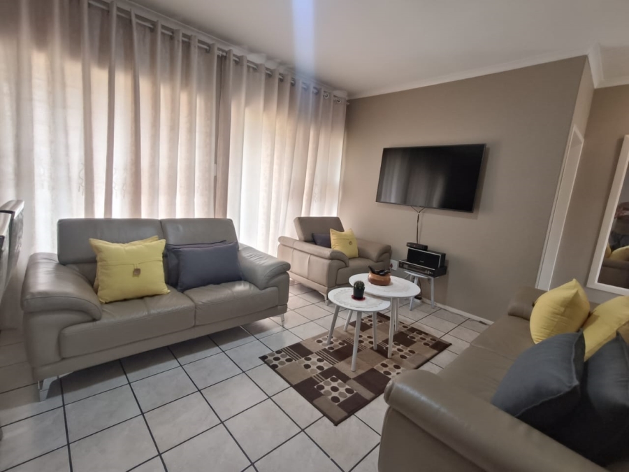 2 Bedroom Property for Sale in Wentworth Park Gauteng