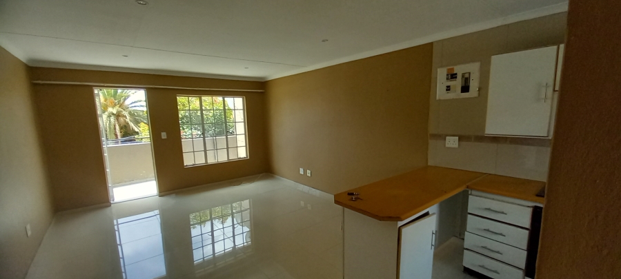 To Let 2 Bedroom Property for Rent in Radiokop Gauteng
