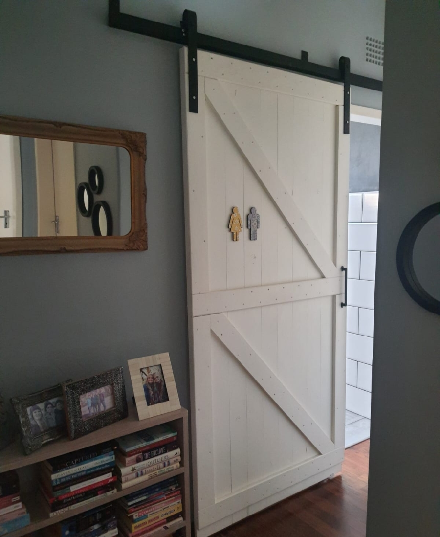 2 Bedroom Property for Sale in Monument Gauteng