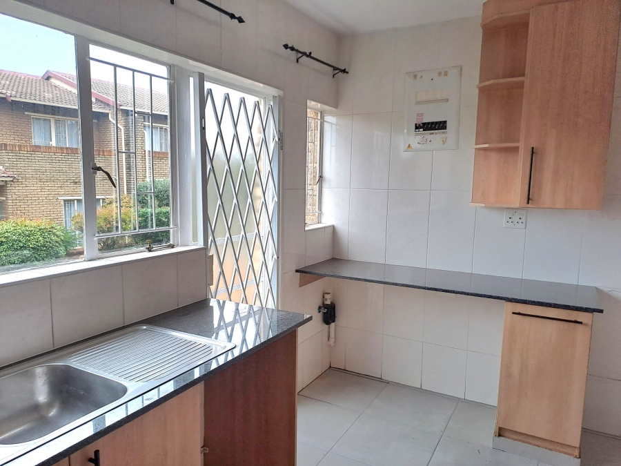 3 Bedroom Property for Sale in Florida Park Gauteng