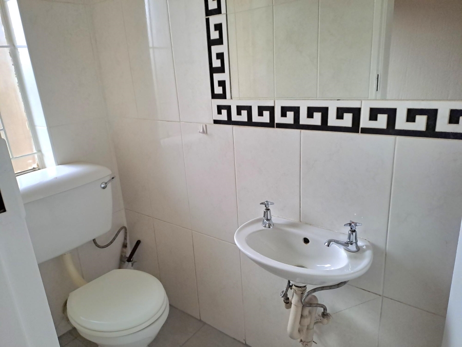 3 Bedroom Property for Sale in Florida Park Gauteng