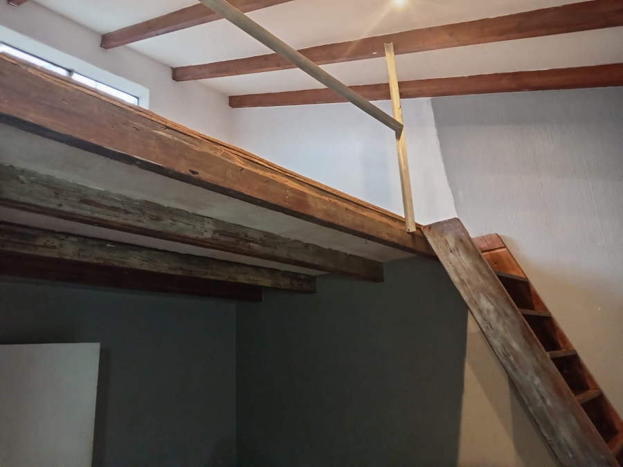 To Let 1 Bedroom Property for Rent in Windsor East Gauteng