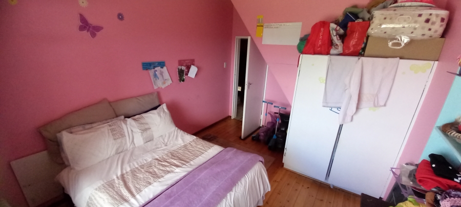 3 Bedroom Property for Sale in Kenmare Gauteng