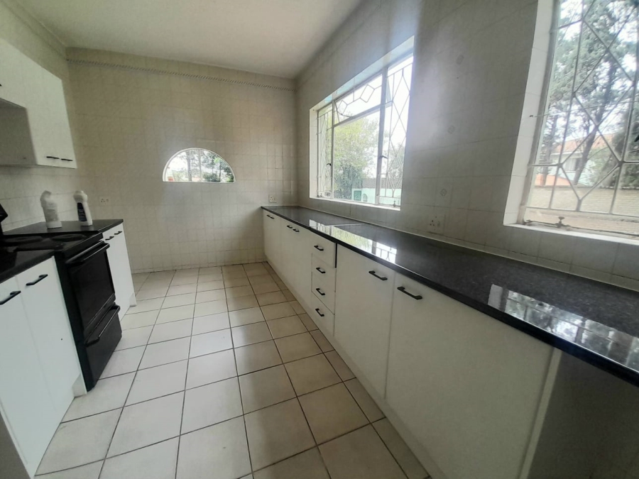 To Let 4 Bedroom Property for Rent in Randpark Ridge Gauteng