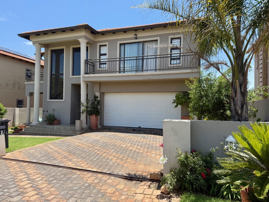 3 Bedroom Property for Sale in Wildtuinpark Gauteng