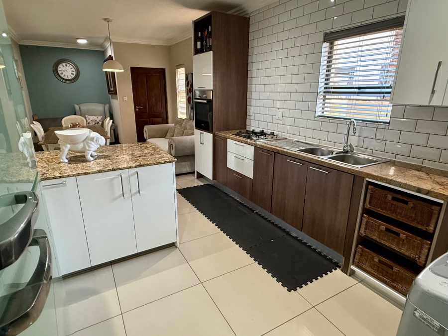 3 Bedroom Property for Sale in Wildtuinpark Gauteng