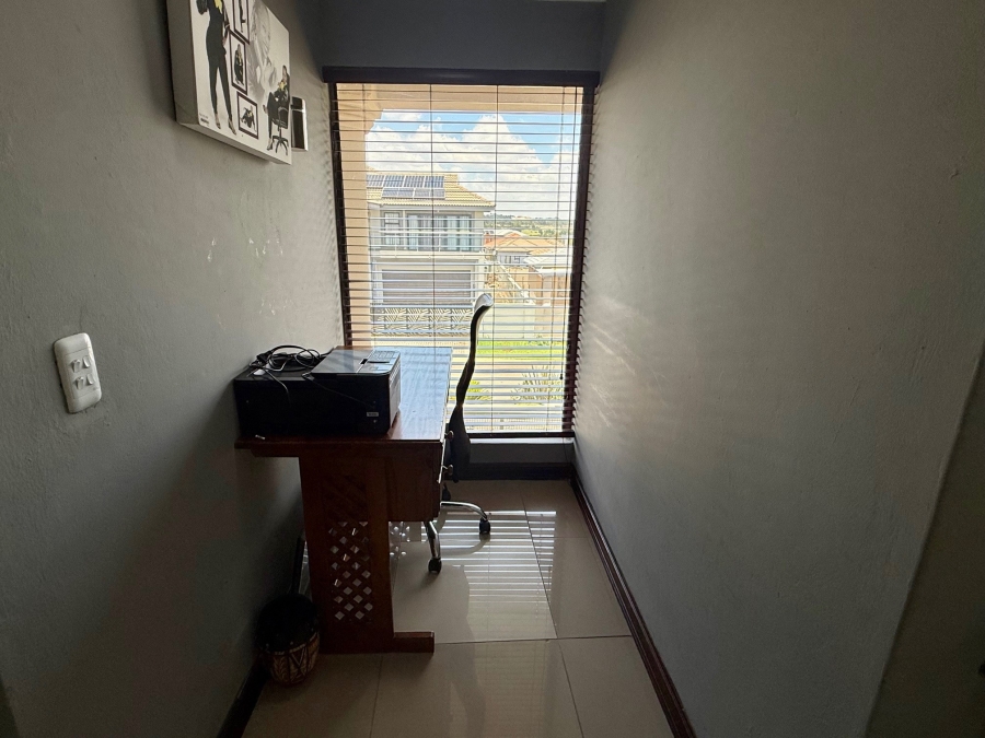 3 Bedroom Property for Sale in Wildtuinpark Gauteng