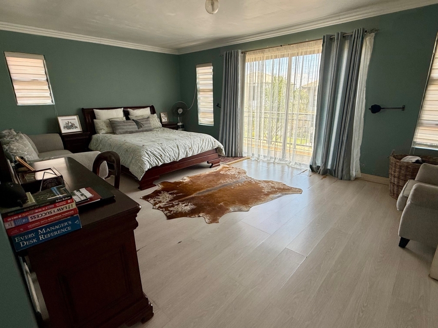 3 Bedroom Property for Sale in Wildtuinpark Gauteng