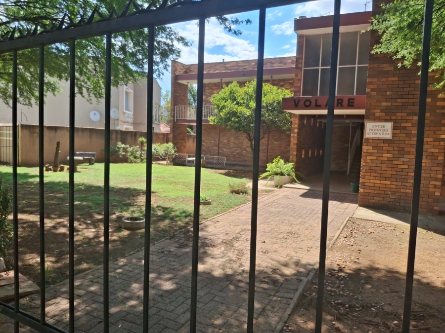 2 Bedroom Property for Sale in Greenhills Gauteng