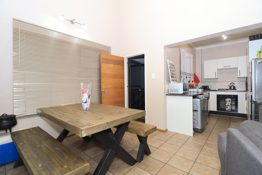 2 Bedroom Property for Sale in Honeydew Gauteng