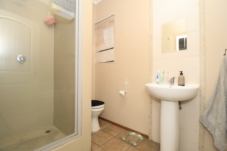 2 Bedroom Property for Sale in Honeydew Gauteng