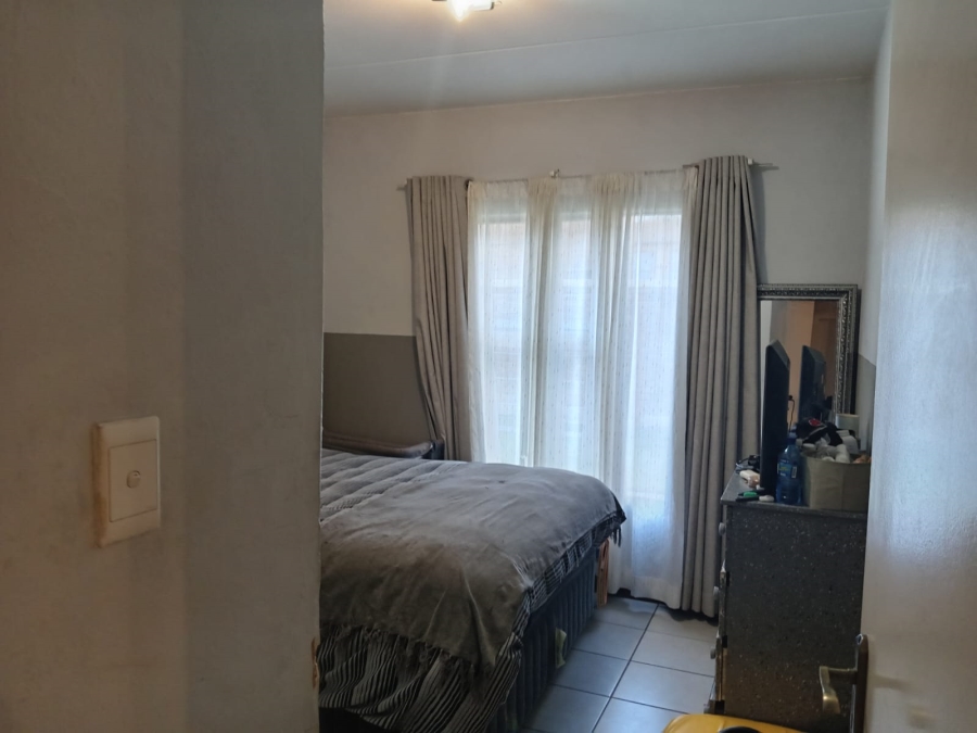 2 Bedroom Property for Sale in Honeydew Gauteng