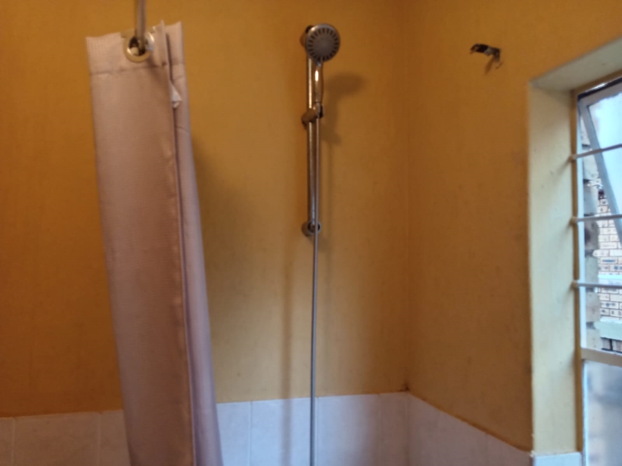 2 Bedroom Property for Sale in Honeydew Gauteng