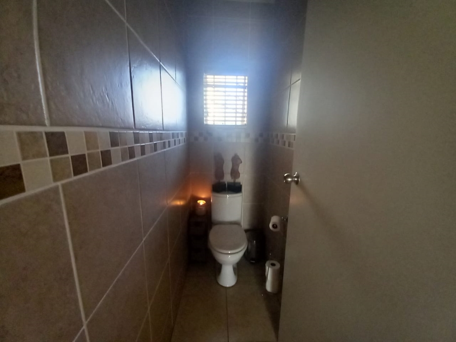 To Let 3 Bedroom Property for Rent in Horison Gauteng