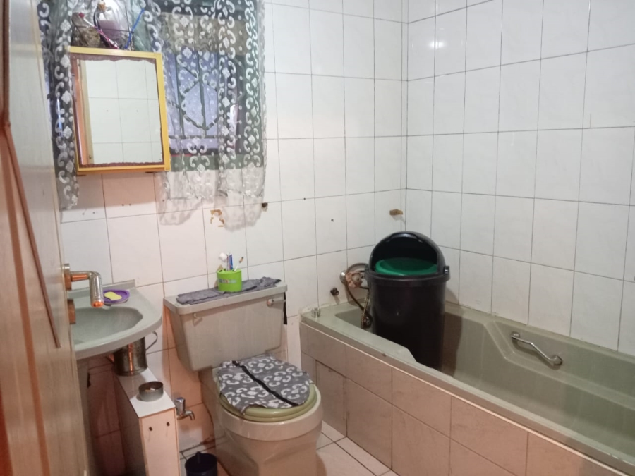 3 Bedroom Property for Sale in Lenasia Ext 13 Gauteng