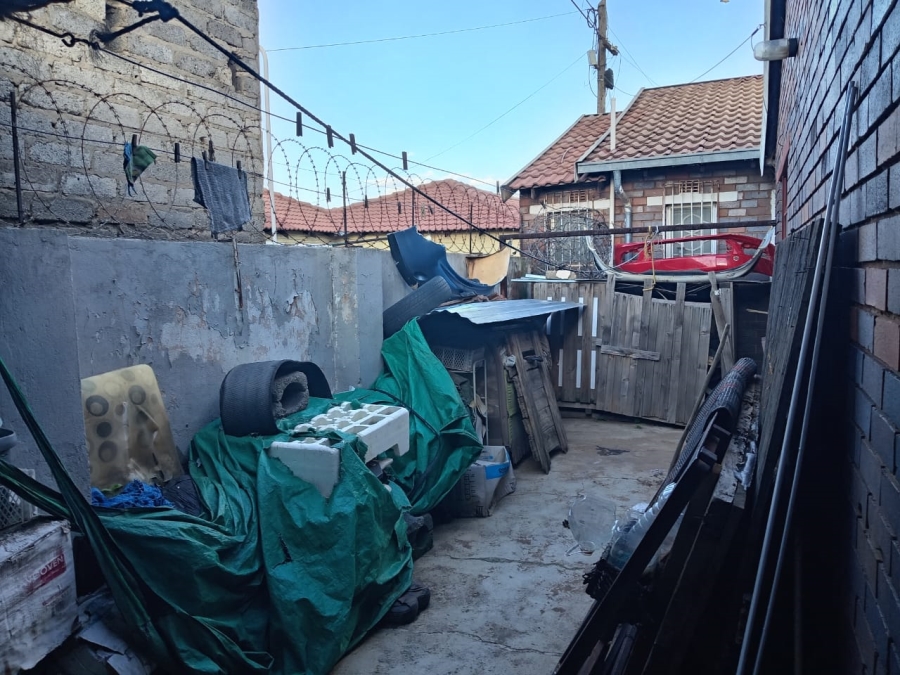 3 Bedroom Property for Sale in Lenasia Ext 13 Gauteng