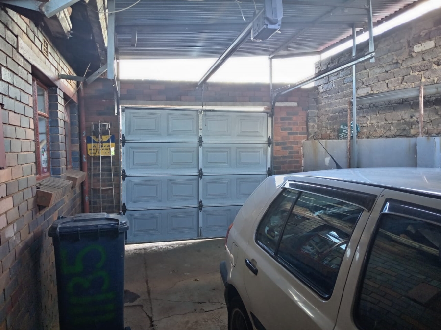 3 Bedroom Property for Sale in Lenasia Ext 13 Gauteng