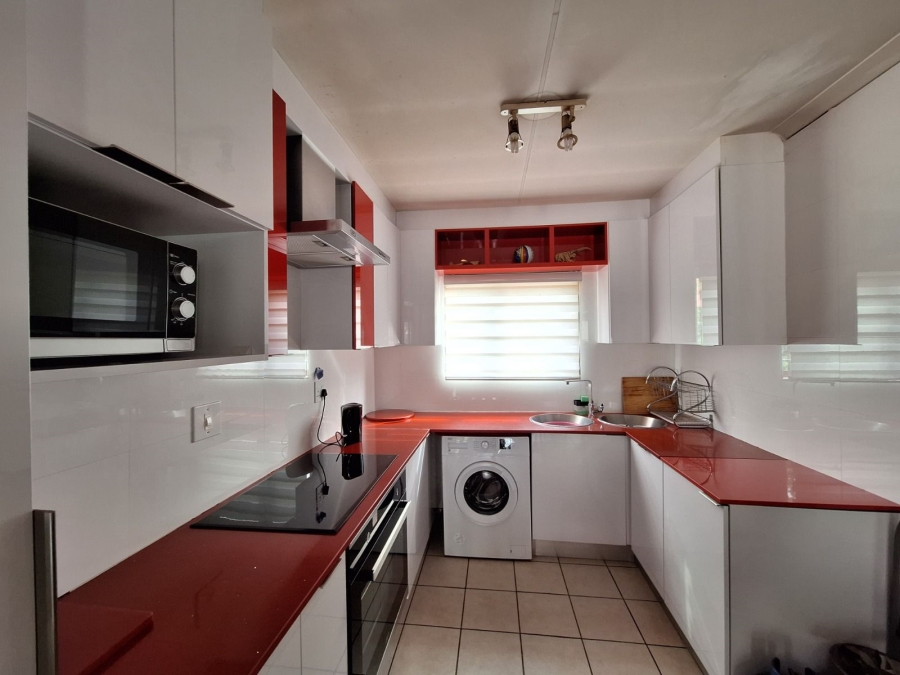 To Let 2 Bedroom Property for Rent in North Riding Gauteng