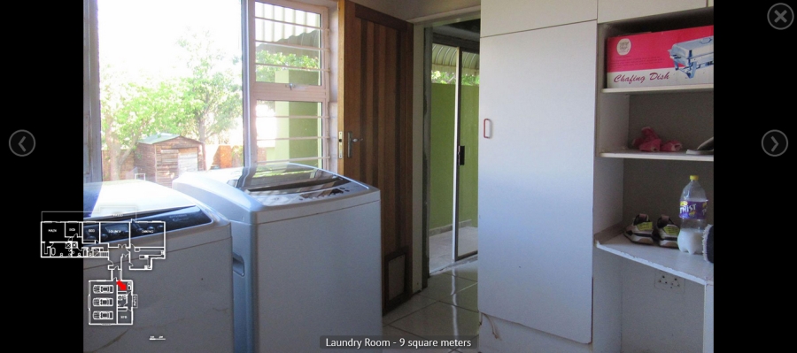 6 Bedroom Property for Sale in Roodekrans Gauteng