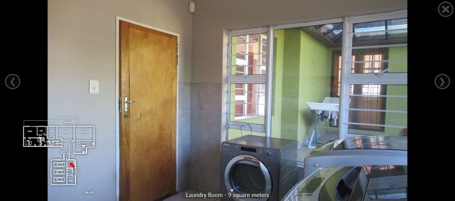 6 Bedroom Property for Sale in Roodekrans Gauteng