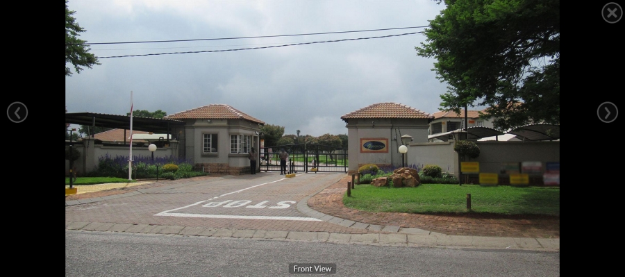 2 Bedroom Property for Sale in Florida Glen Gauteng