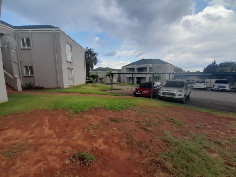 To Let 3 Bedroom Property for Rent in Weltevreden Park Gauteng