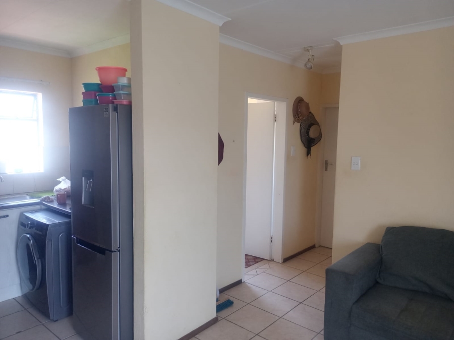 To Let 2 Bedroom Property for Rent in Honeydew Grove Gauteng