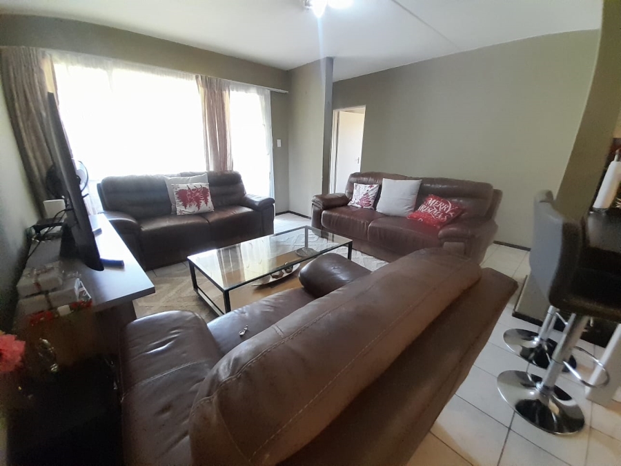 3 Bedroom Property for Sale in Weltevreden Park Gauteng