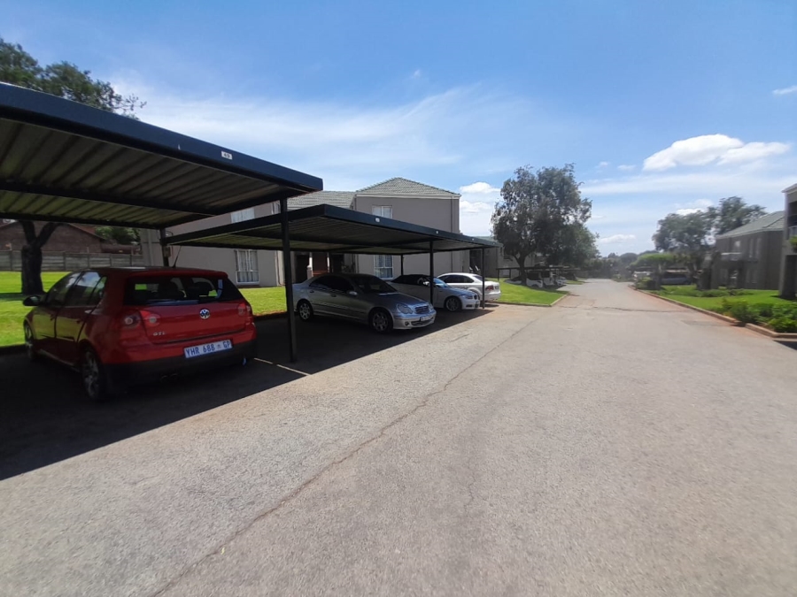 3 Bedroom Property for Sale in Weltevreden Park Gauteng