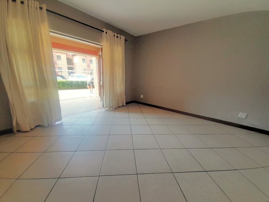 2 Bedroom Property for Sale in Honeydew Grove Gauteng