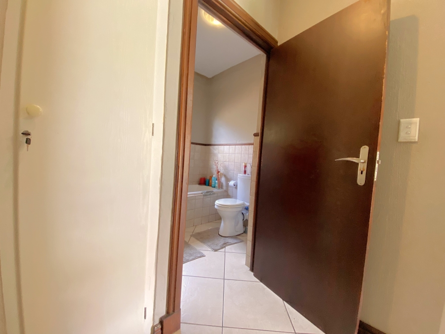 2 Bedroom Property for Sale in Honeydew Grove Gauteng