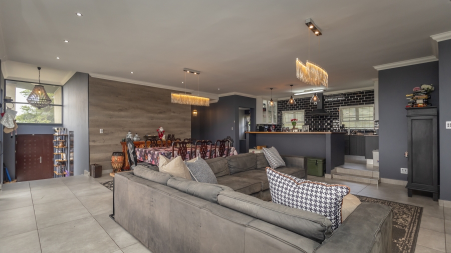 3 Bedroom Property for Sale in Wilro Park Gauteng