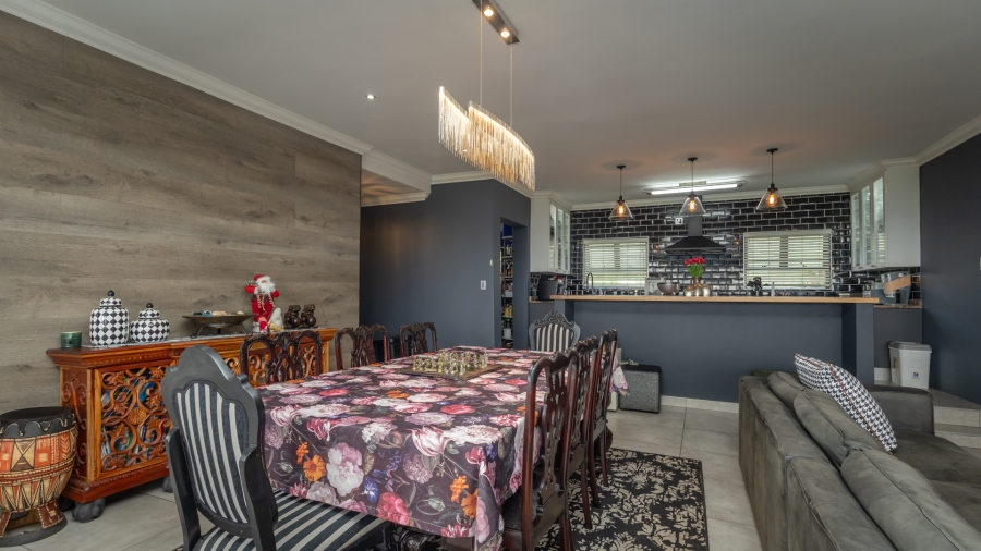 3 Bedroom Property for Sale in Wilro Park Gauteng