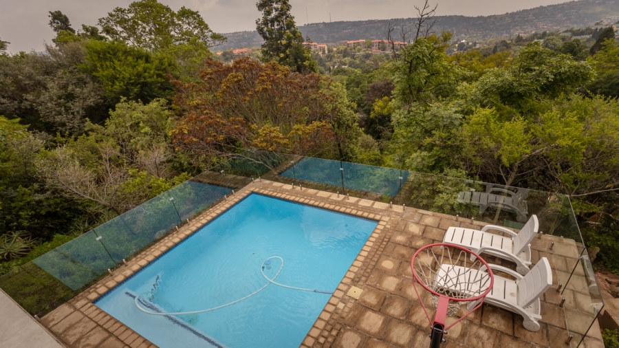 3 Bedroom Property for Sale in Wilro Park Gauteng