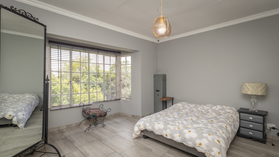 3 Bedroom Property for Sale in Wilro Park Gauteng
