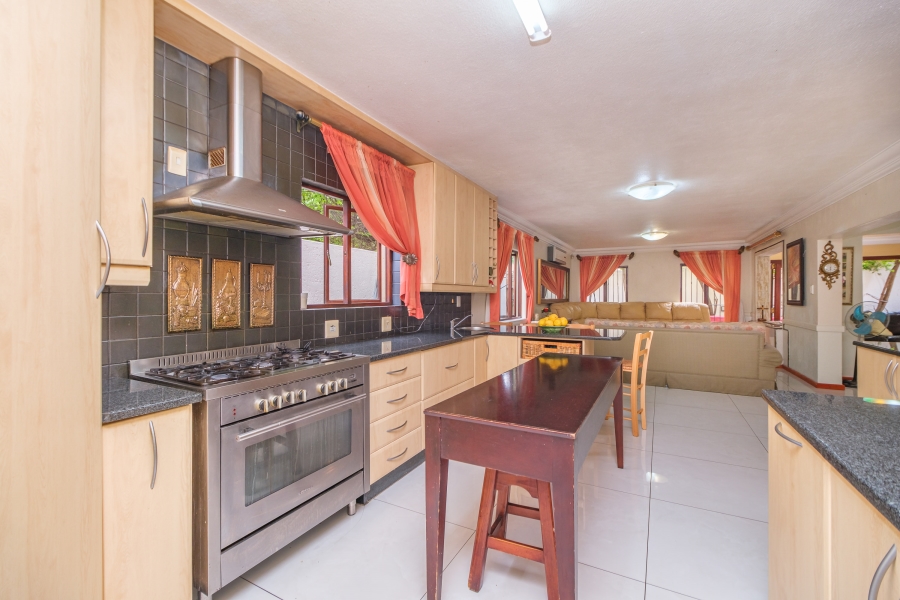 To Let 4 Bedroom Property for Rent in Noordwyk Gauteng