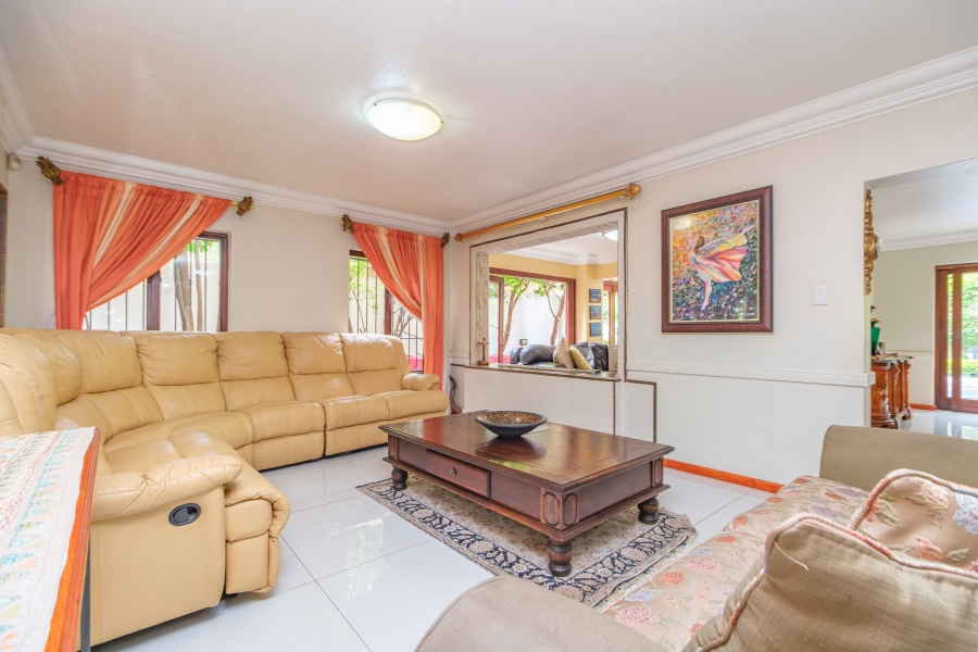 To Let 4 Bedroom Property for Rent in Noordwyk Gauteng